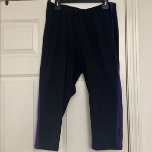 A Big Attitude Cotton Workout Capri Plus 2X Purple Side Stripe Stretch Waist